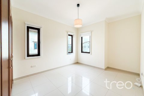 Villa de 4 chambres à Rosa, UAE No. 222753 18