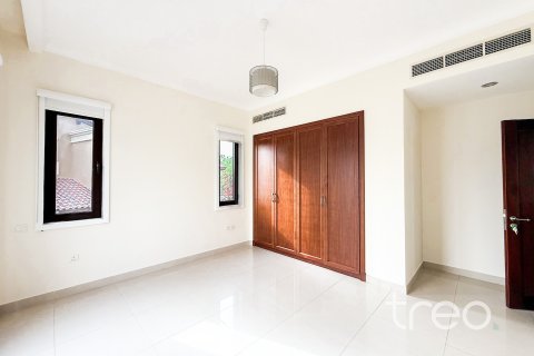 Villa de 4 chambres à Rosa, UAE No. 222753 14