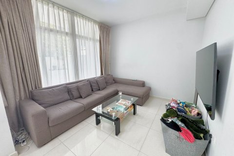 Land de 3 dormitorios en Dubai, UAE No. 215315 5
