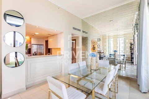 3 bedrooms Apartment in Burj Vista, UAE No. 212602 6