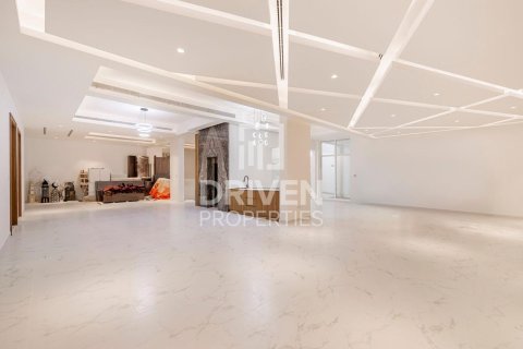 7 bedrooms Villa in Nadd Al Sheba, UAE No. 212739 15
