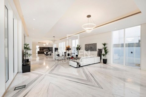 7 bedrooms Villa in Nadd Al Sheba, UAE No. 212739 12