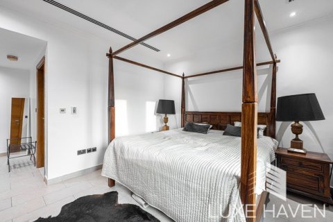Villa de 3 dormitorios en Jumeirah Park, UAE No. 8543 14