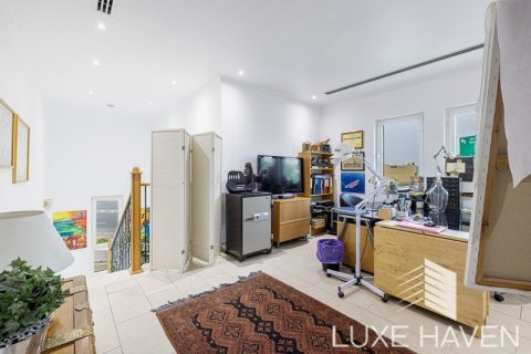 Villa de 3 dormitorios en Jumeirah Park, UAE No. 8543 12