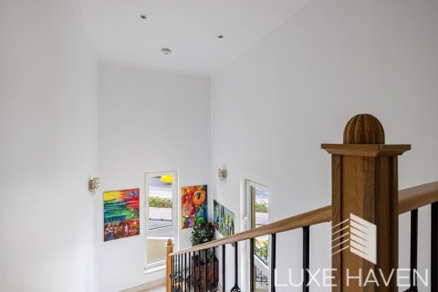 Villa de 3 dormitorios en Jumeirah Park, UAE No. 8543 10