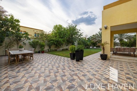 Villa de 3 dormitorios en Jumeirah Park, UAE No. 8543 24