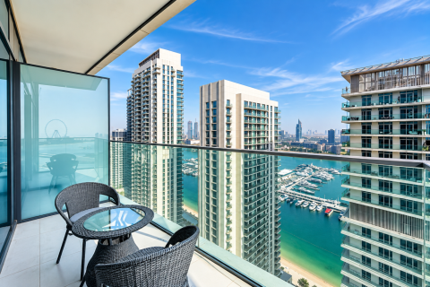 Appartement de 1 chambre à EMAAR Beachfront, UAE No. 202435