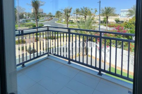 Villa de 4 chambres à Maple 3, UAE No. 151331 4