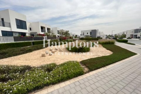 Villa de 4 chambres à Maple 3, UAE No. 151331 10