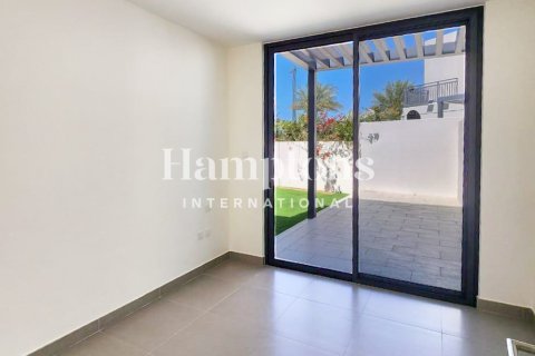 Villa de 4 chambres à Maple 3, UAE No. 151331 20