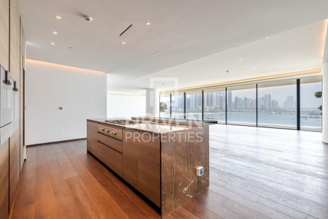 4 bedrooms Penthouse in One at Palm Jumeirah, UAE No. 225233 17