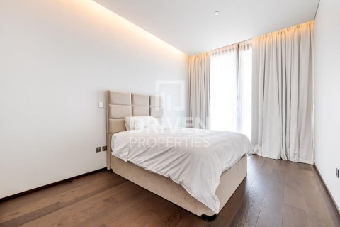 4 bedrooms Penthouse in One at Palm Jumeirah, UAE No. 225233 18