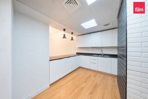 Apartment de 3 dormitorios en Motor City, UAE No. 213272 5