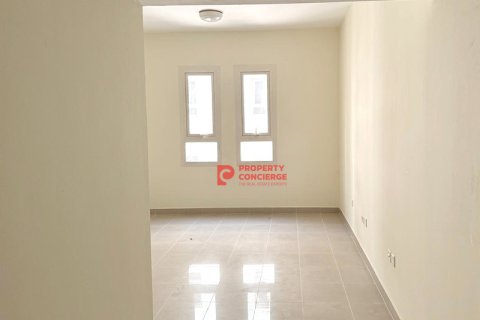Apartment de 2 dormitorios en Al Quoz Industrial Area, UAE No. 34552 5