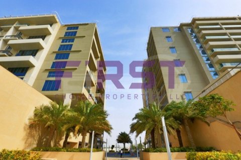 Apartment de 2 dormitorios en Al Raha Beach, UAE No. 12715 17