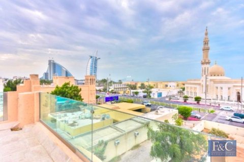 7 bedrooms Villa in Umm Suqeim 3, UAE No. 153815