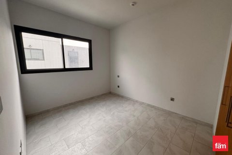 4 bedrooms Villa in Dubai, UAE No. 120236 4