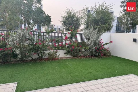4 bedrooms Villa in Dubai, UAE No. 120236 21