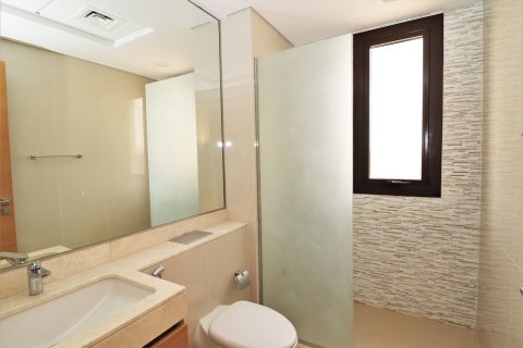 Villa de 5 dormitorios en Muwaileh Commercial, UAE No. 215272 8