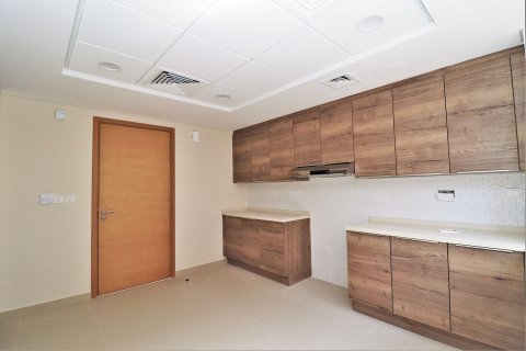 Villa de 5 dormitorios en Muwaileh Commercial, UAE No. 215272 5