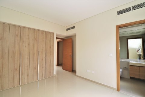 Villa de 5 dormitorios en Muwaileh Commercial, UAE No. 215272 16