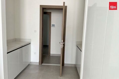 4 bedrooms Villa in Dubai, UAE No. 219243 13