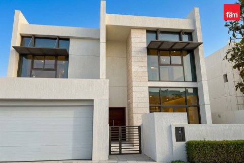 Villa de 4 chambres à Dubai, UAE No. 219243