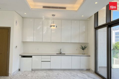 4 bedrooms Villa in Dubai, UAE No. 219243 6