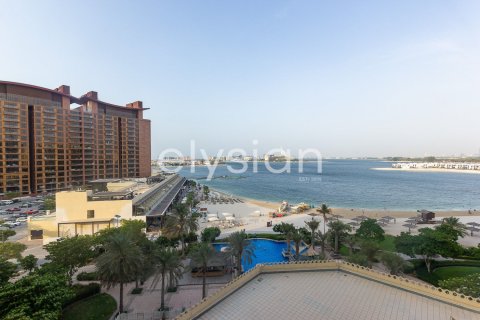 Apartment de 3 dormitorios en Palm Jumeirah, UAE No. 64736 6
