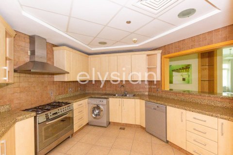 Apartment de 3 dormitorios en Palm Jumeirah, UAE No. 64736 5
