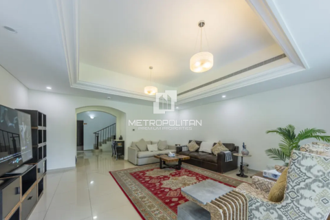 Villa de 3 dormitorios en Motor City, UAE No. 128308 7