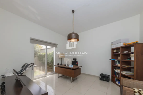 Villa de 3 dormitorios en Motor City, UAE No. 128308 13