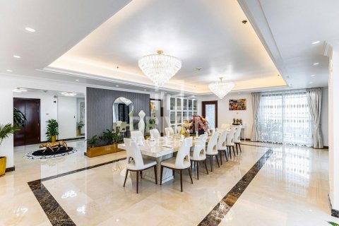 5 bedrooms Penthouse in Princess Tower, UAE No. 212505 4