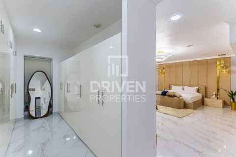 5 bedrooms Penthouse in Princess Tower, UAE No. 212505 20