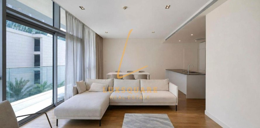 Apartment de 2 dormitorios en Al Wasl, UAE No. 168554