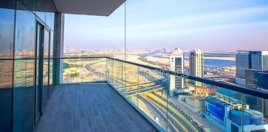 2 bedrooms Apartment in Downtown Dubai (Downtown Burj Dubai), UAE No. 215847