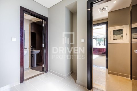 Вилла с 5 спальнями в Trump Estates, ОАЭ №221363 10