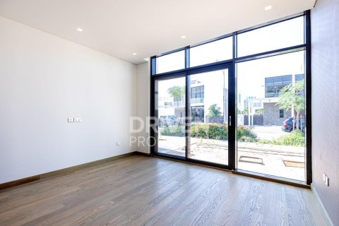 Вилла с 5 спальнями в Trump Estates, ОАЭ №221363 6