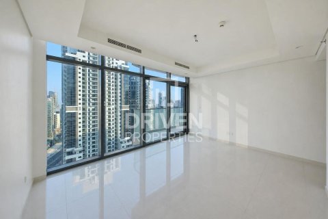 Apartment de 2 dormitorios en Paramount Tower Hotel & Residences, UAE No. 215174 8