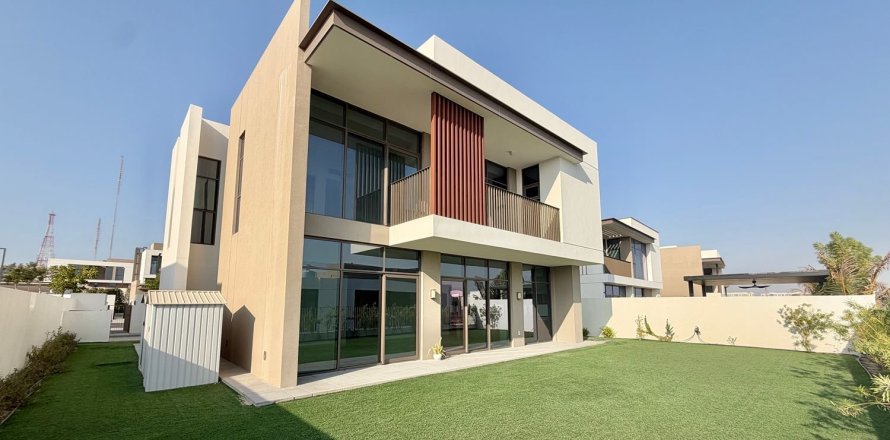 Villa de 4 dormitorios en Al Furjan, UAE No. 223456