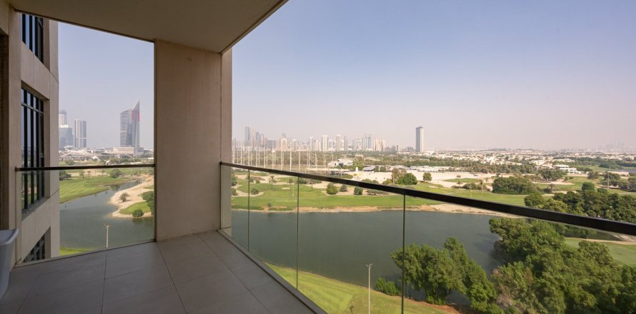 Apartment de 3 dormitorios en The Hills, UAE No. 226439