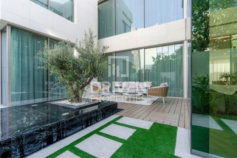Villa de 5 chambres à La Mer, UAE No. 211796 22