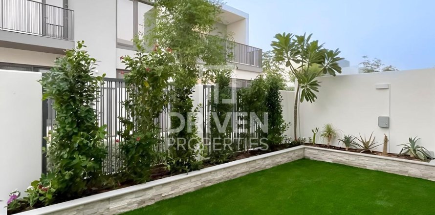 3 غرف نوم تاون هاوس في Elan, الإمارات العربية المتحدة رقم 215222