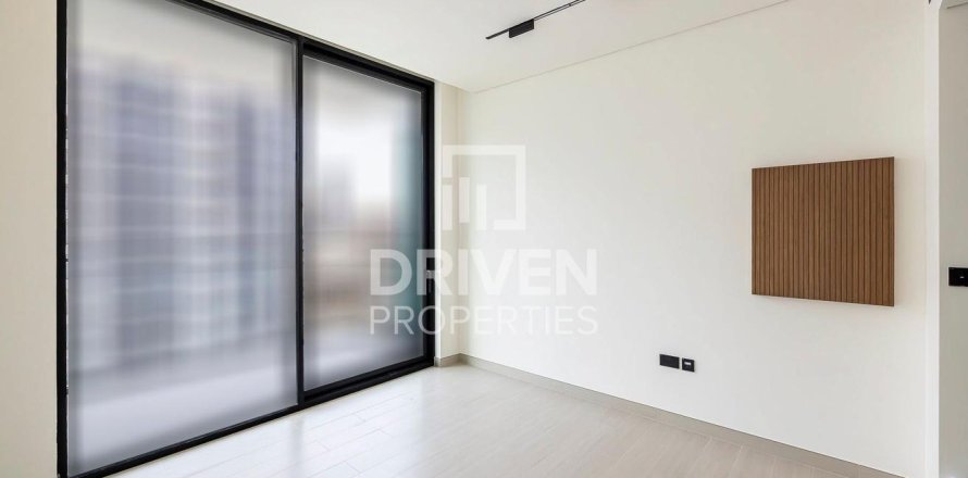 Studio Apartment in District 16, UAE No. 211351