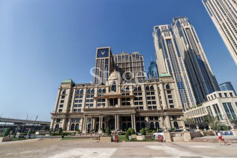 Квартира с 1 спальней в AL HABTOOR TOWER, Al Habtoor City, ОАЭ №208468 5