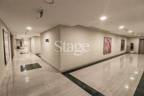 Квартира с 1 спальней в AL HABTOOR TOWER, Al Habtoor City, ОАЭ №208468 8