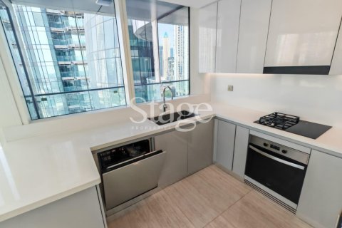 Квартира с 1 спальней в AL HABTOOR TOWER, Al Habtoor City, ОАЭ №208468 3