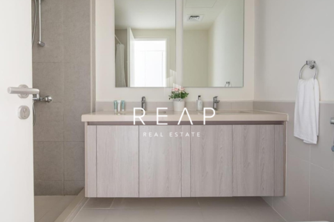 Appartement de 3 chambres à EMAAR South, UAE No. 28983 11