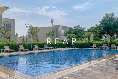 Appartement de 3 chambres à EMAAR South, UAE No. 28983 8