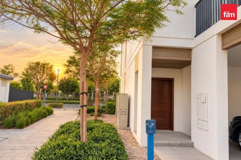 Townhouse de 3 dormitorios en Dubai, UAE No. 213249 8
